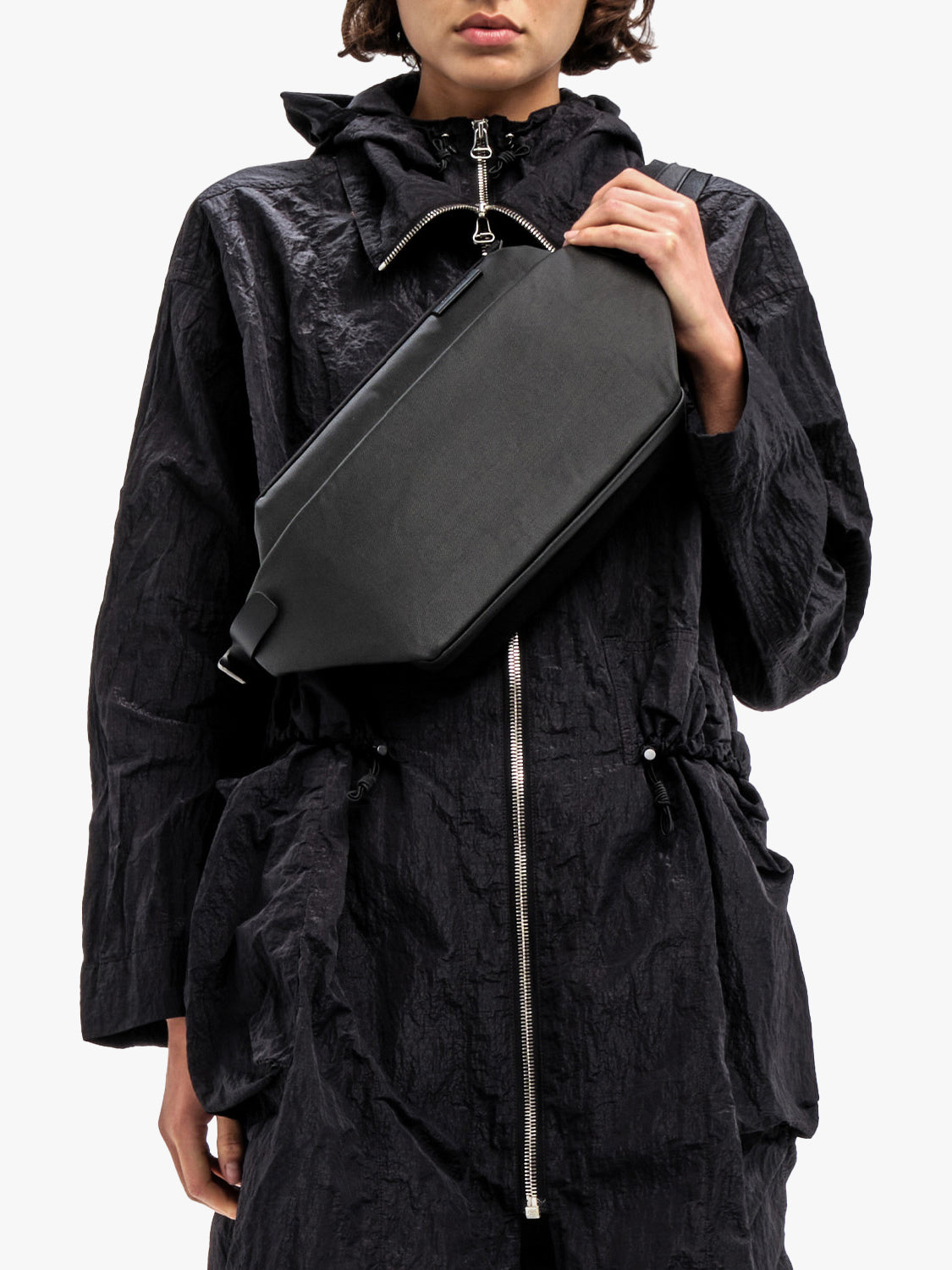 Isarau Coated Canvas Black