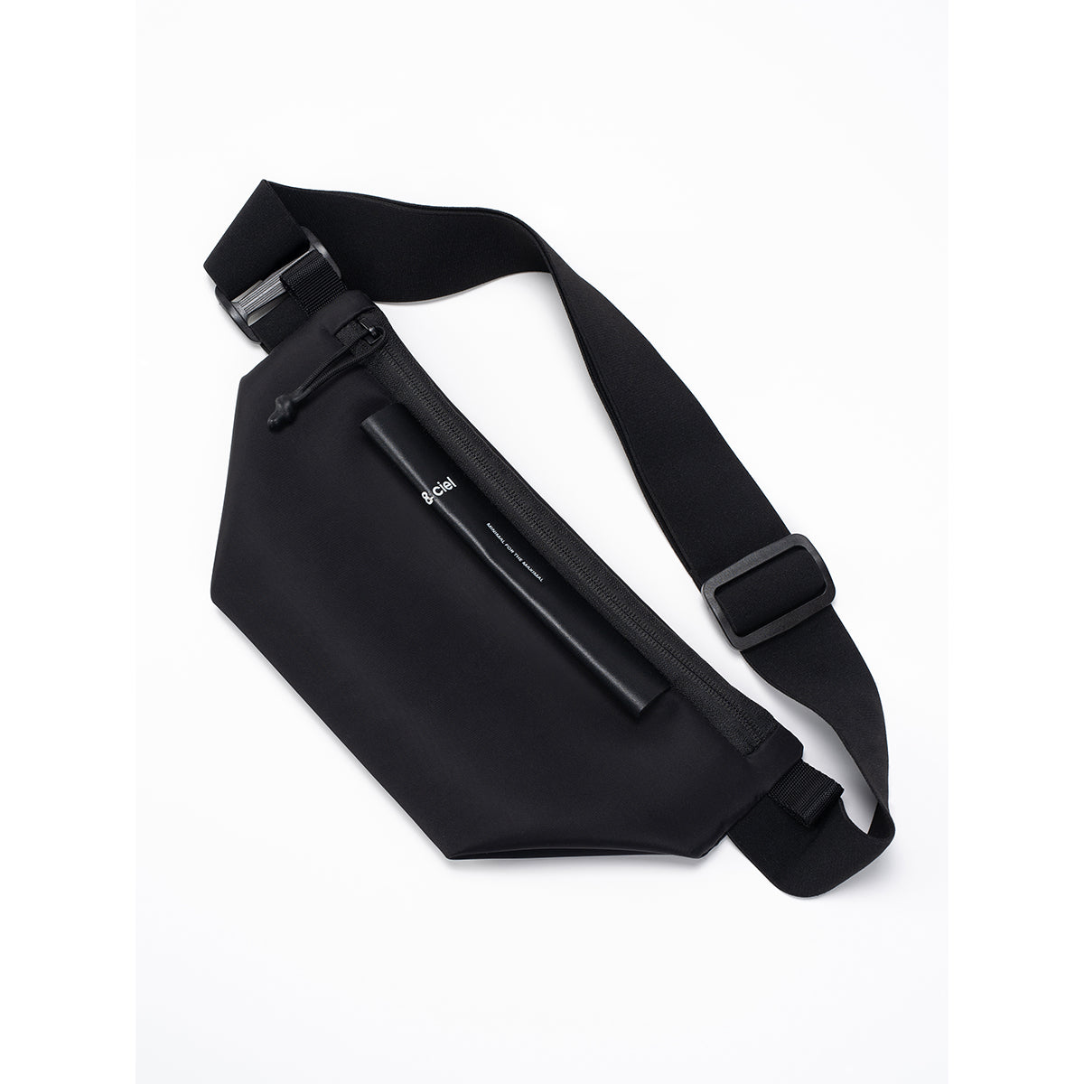 Isarau XS Sleek Black