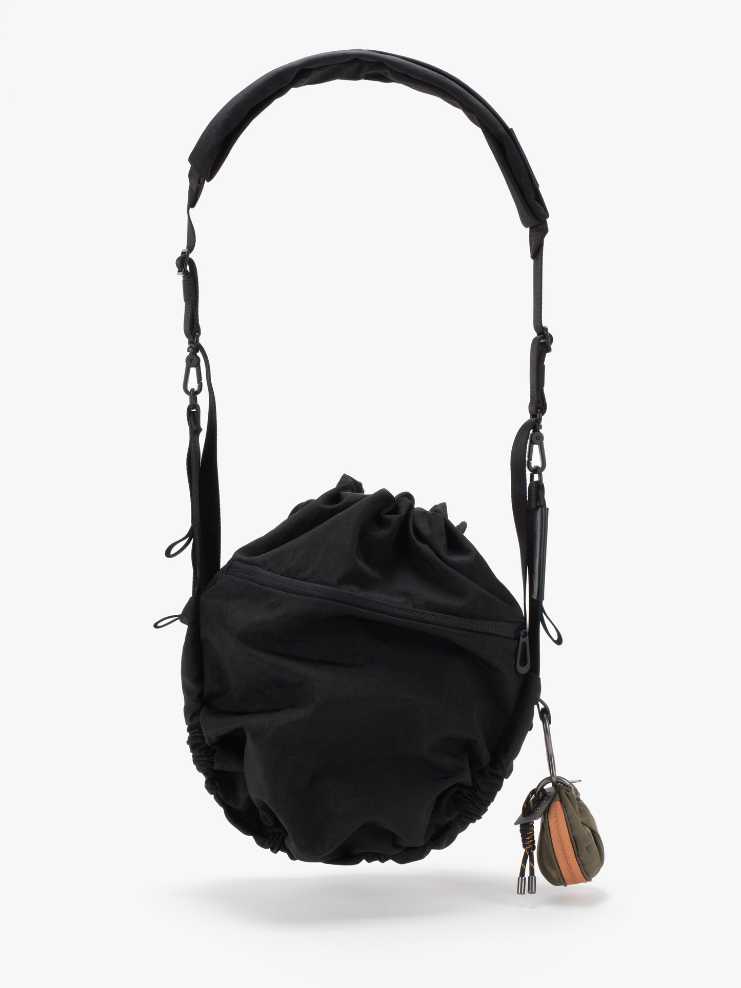 Uva Carbon Black