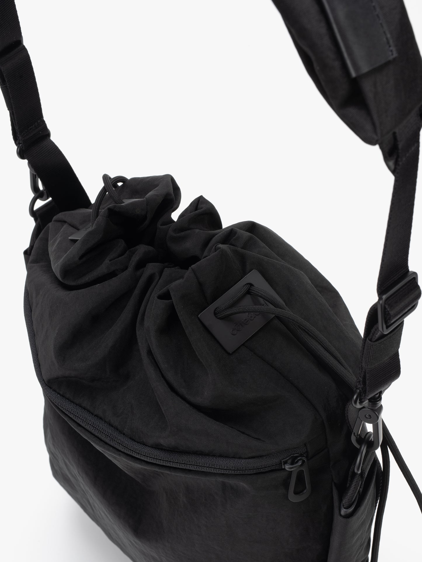 Uva Carbon Black