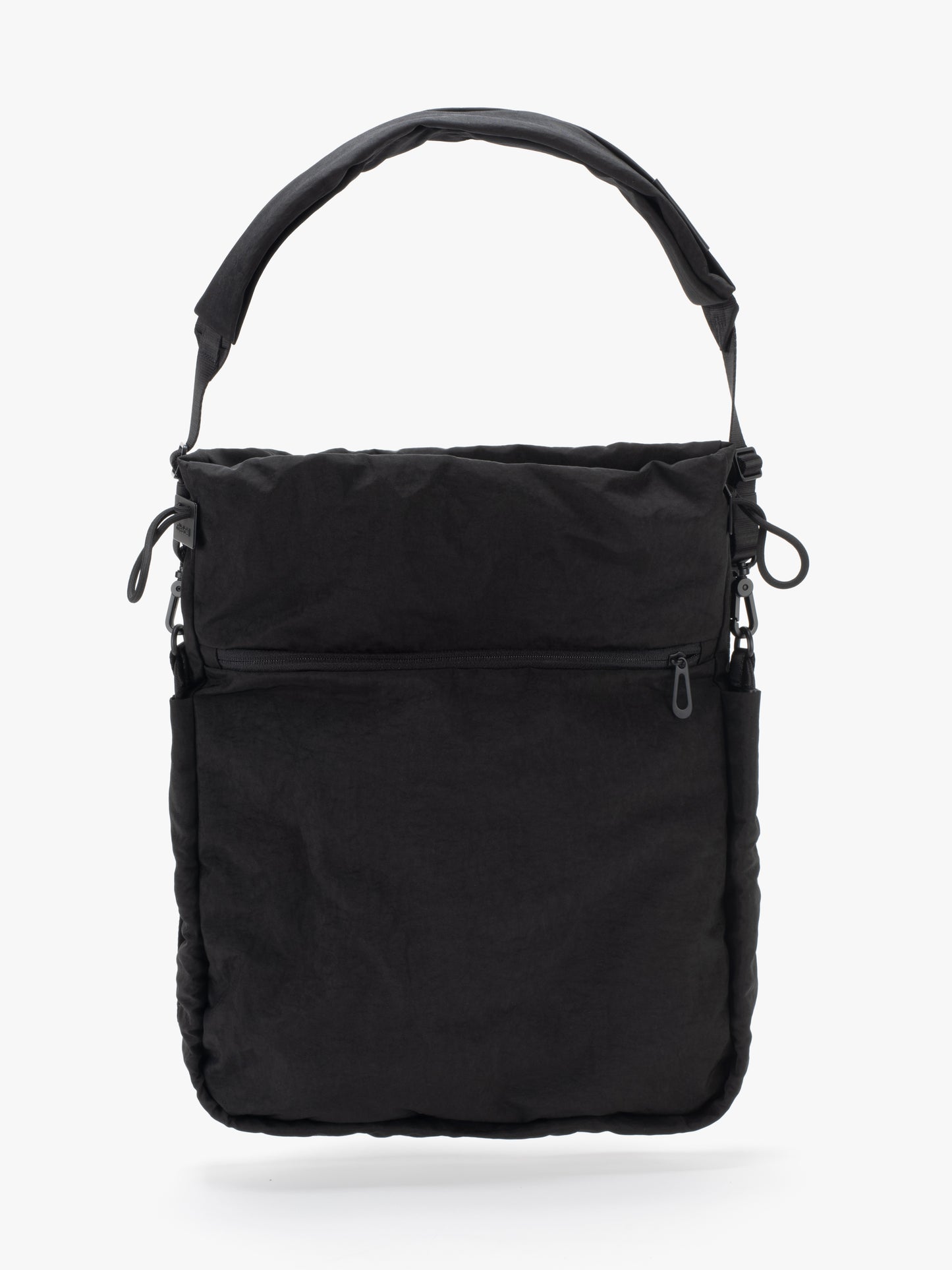 Uva Carbon Black