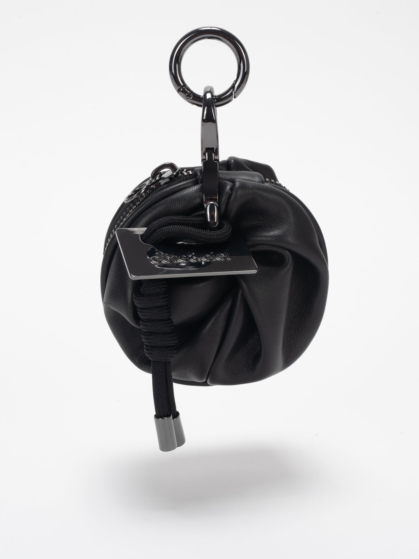 Aóos Nano Alias Leather