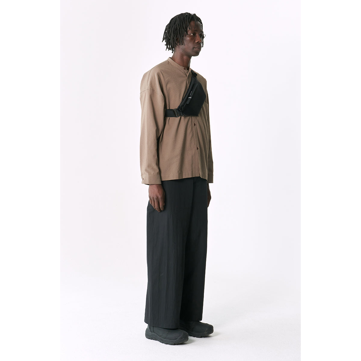 Isarau XS Sleek Black