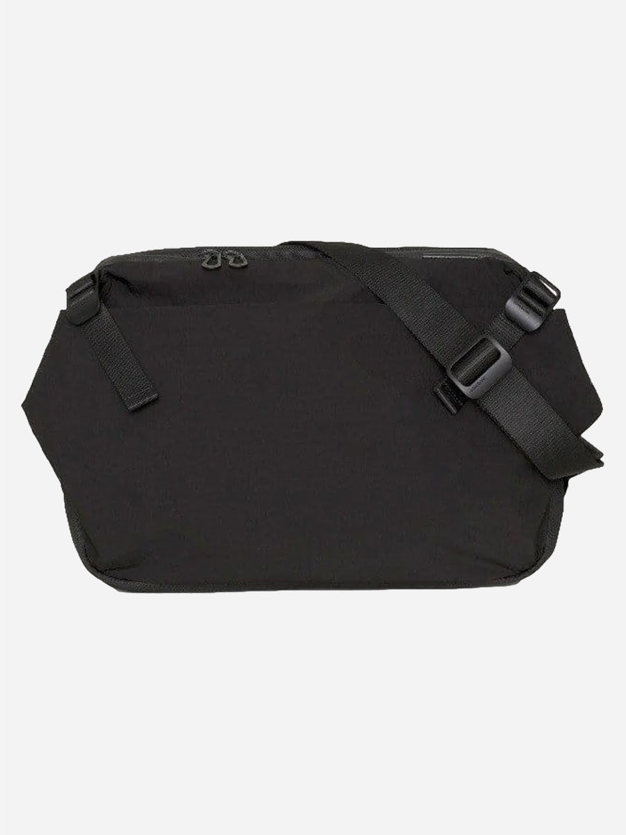 Riss Smooth Black