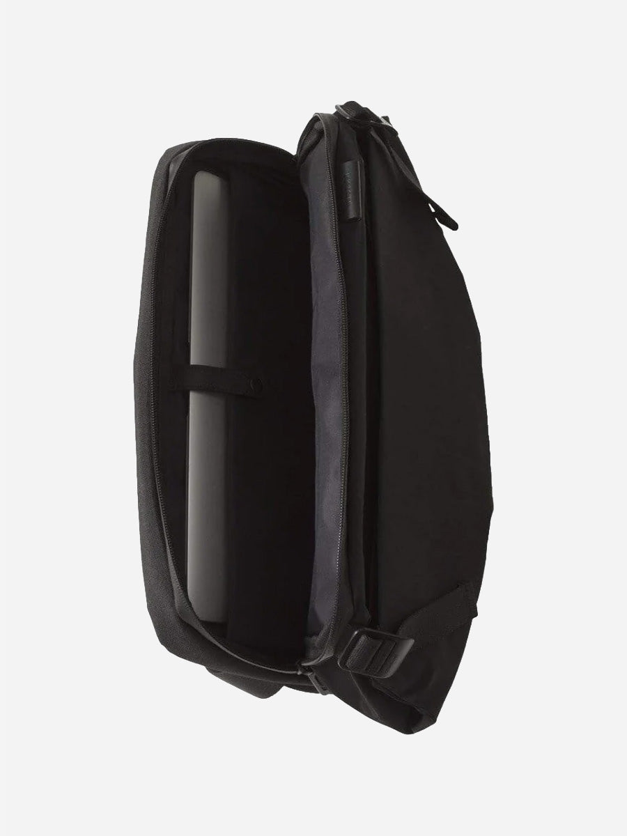 Riss Smooth Black