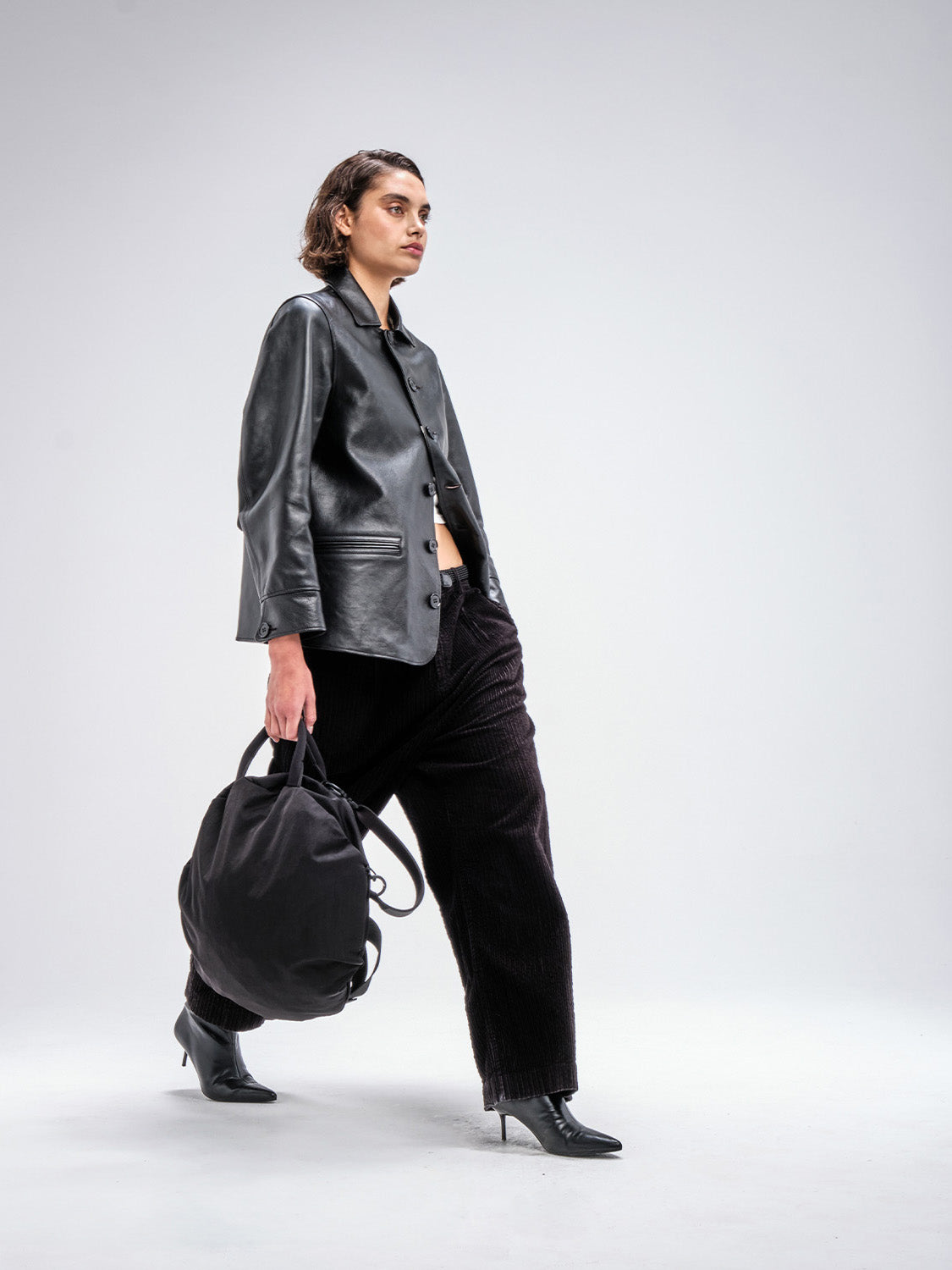 MOSELLE SMOOTH BLACK