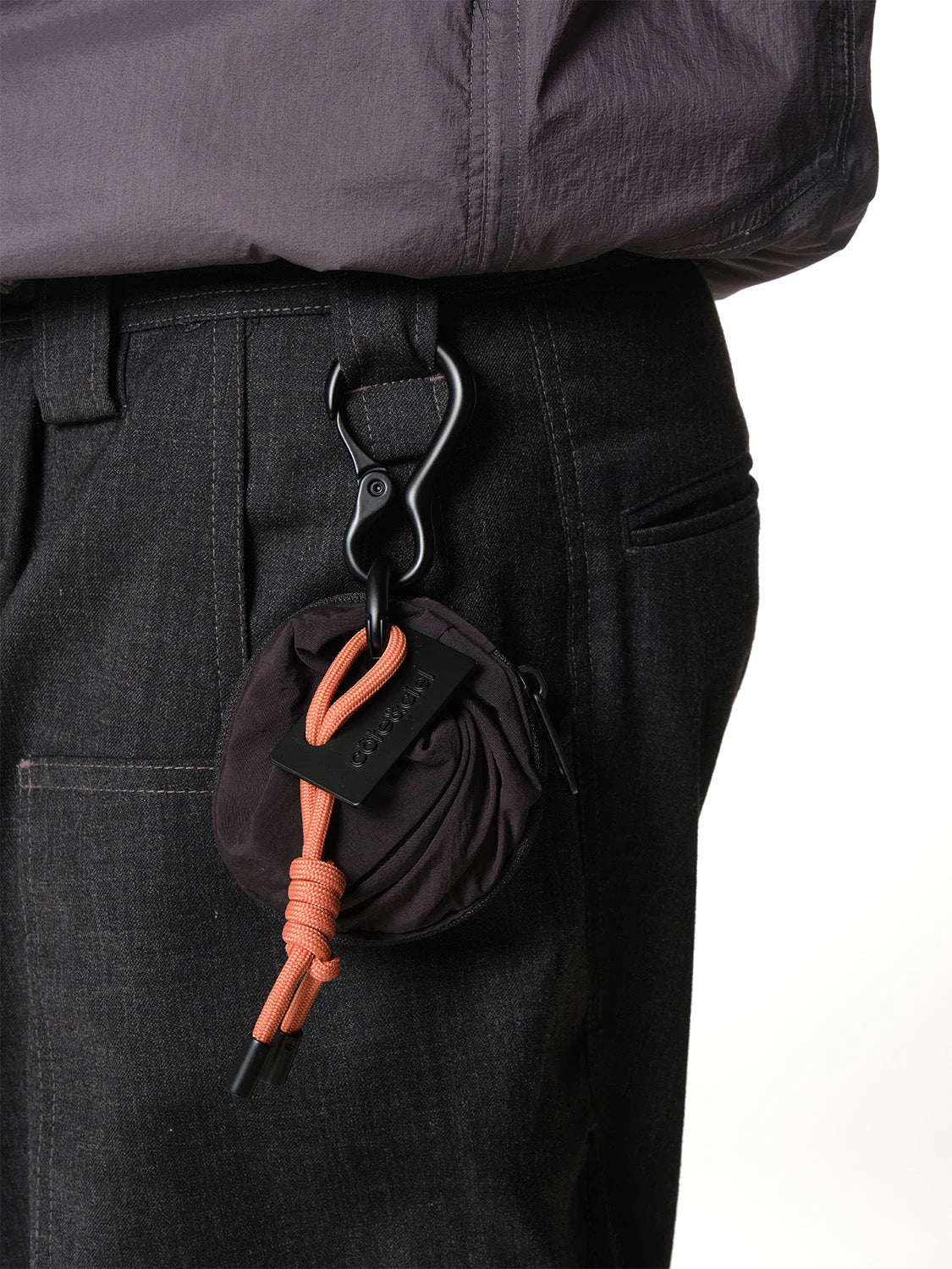 Aóos Nano Smooth Black Terracotta Accent