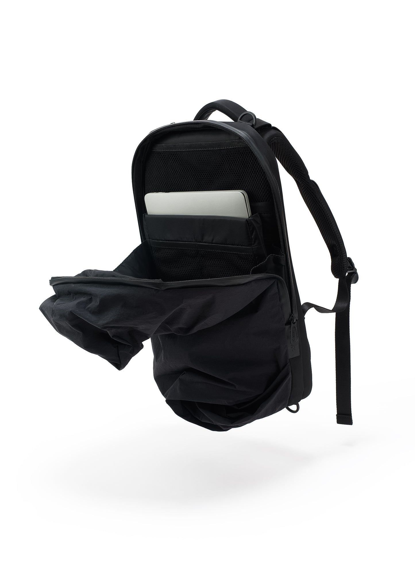 LADON KOMATSU ONIBEGIE NYLON BLACK