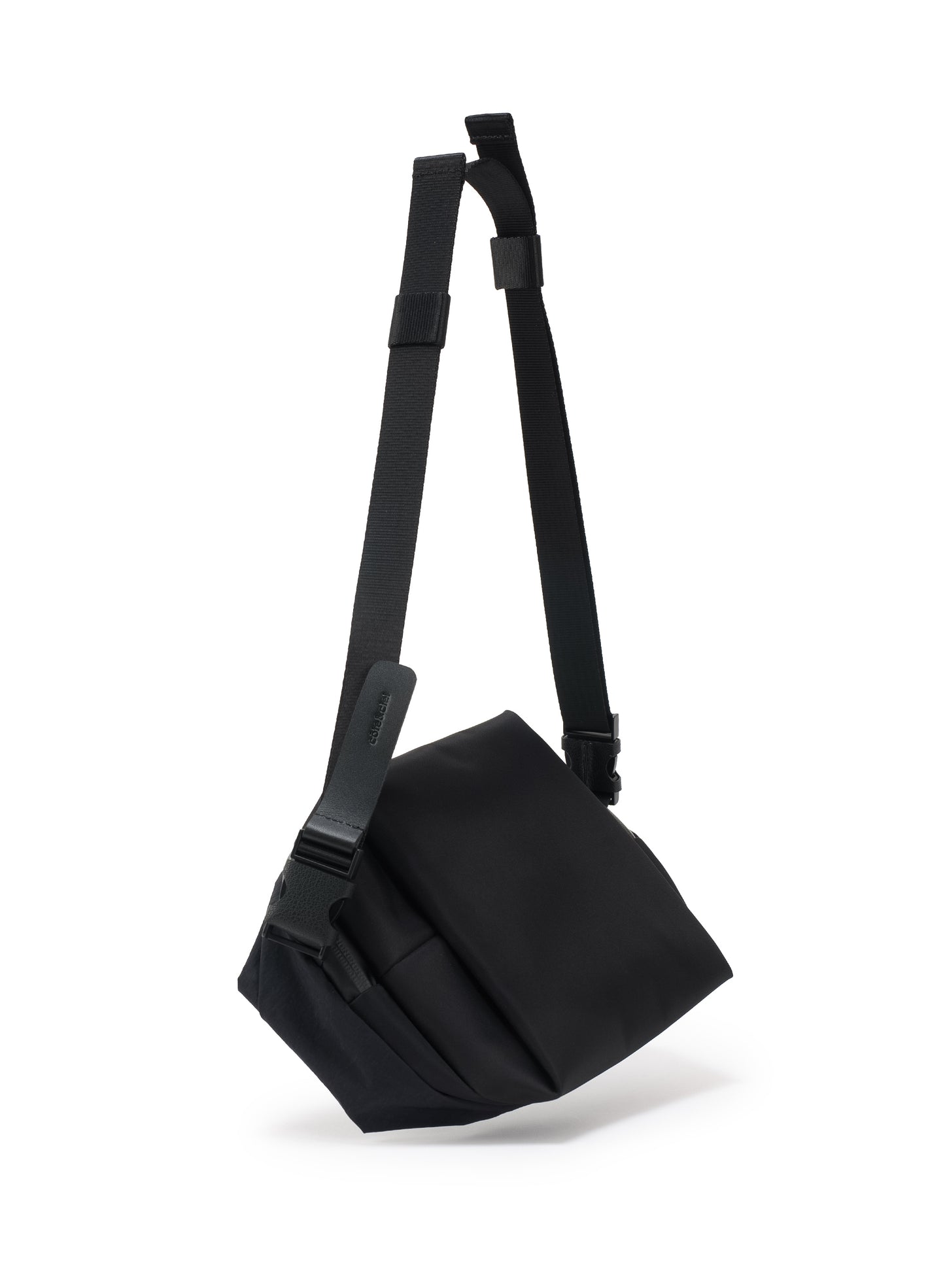 NEDA KOMATSU ONIBEGIE NYLON BLACK