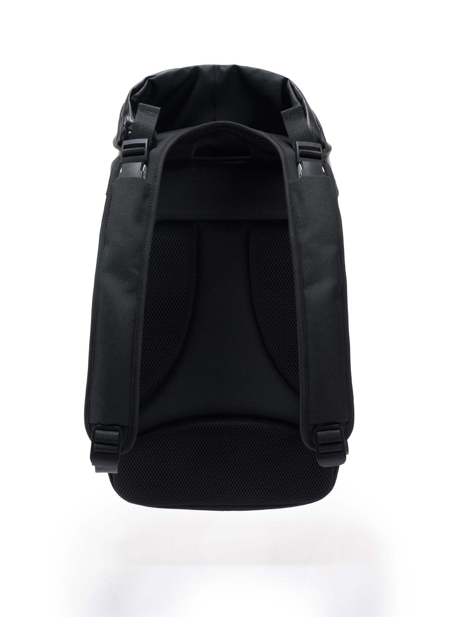 Nile S Obsidian Black