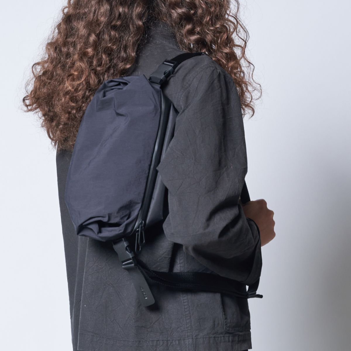 NEDA KOMATSU ONIBEGIE NYLON BLACK