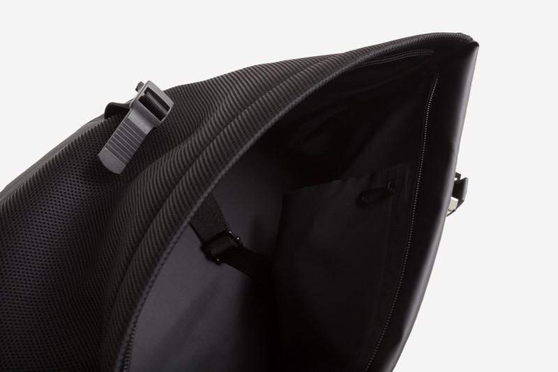 Isar M Obsidian Black