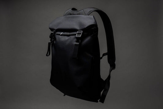 In Focus : VENTA SATELLITE BLACK