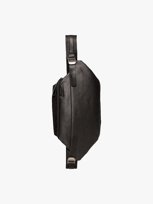 Isarau Coated Canvas Black