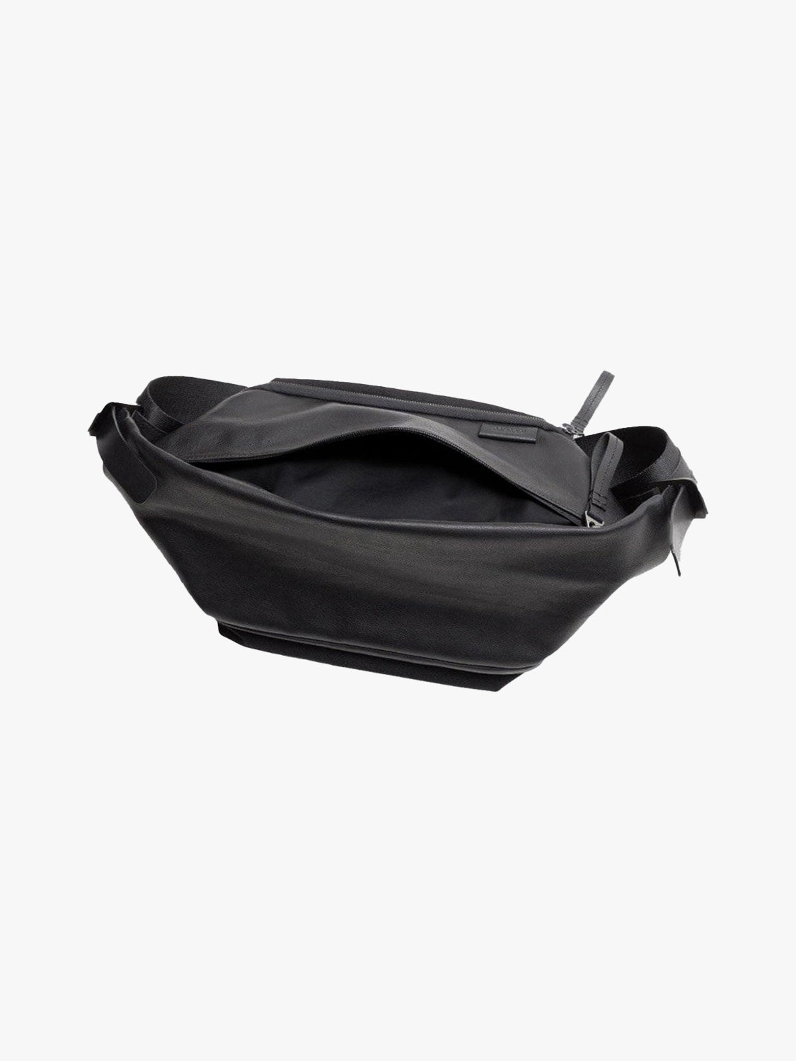 ISARAU Alias Cowhide leather Agate Black