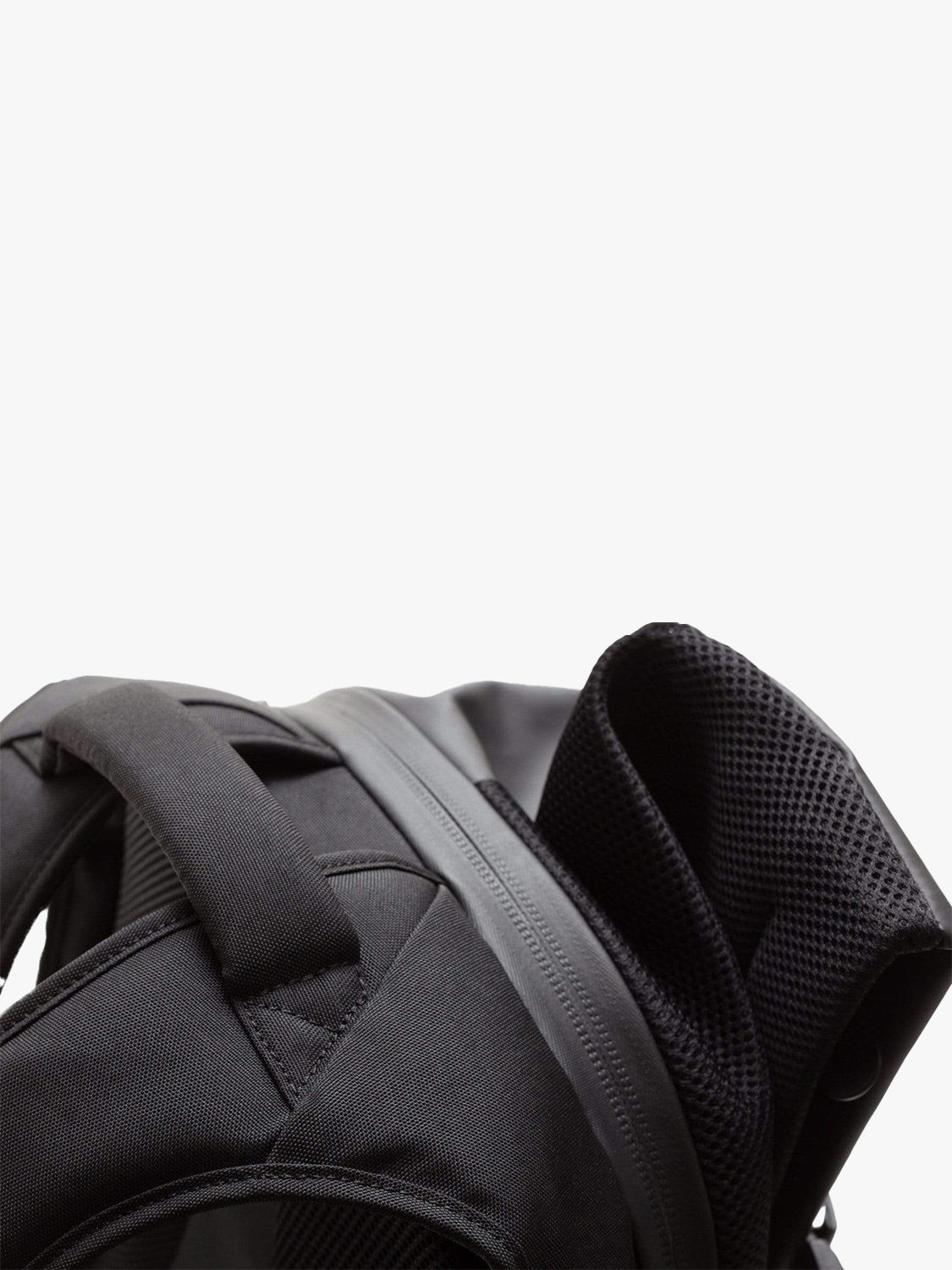 Isar M Obsidian Black côte&ciel Official