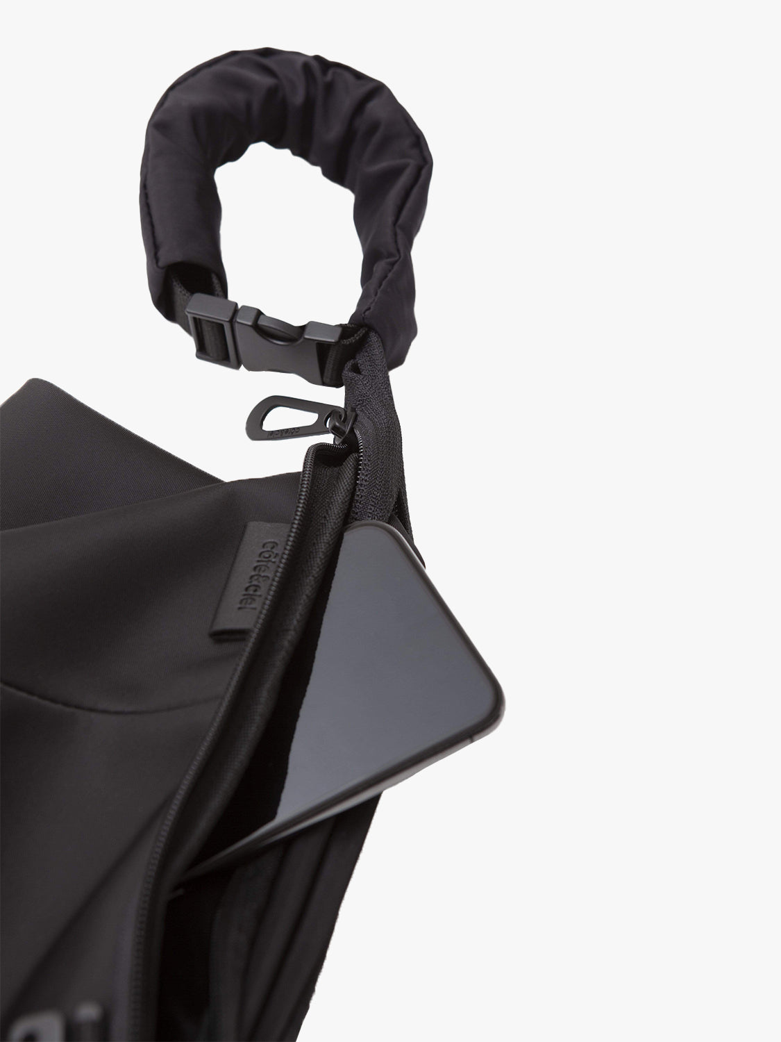 バッグ cote&ciel Kivu S Sleek Black Kivu S Sleek Black côte&ciel Official