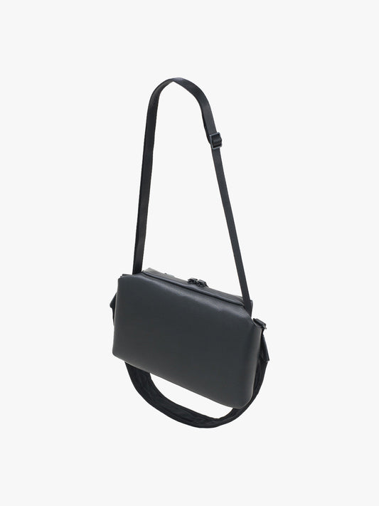 ARNO ALLURA RECYCLED LEATHER BLACK