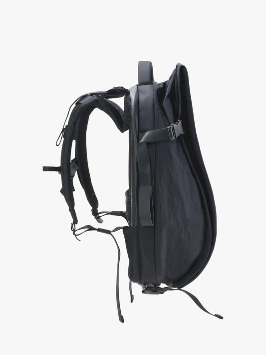 Isar M KOMATSU ONIBEGIE NYLON BLACK