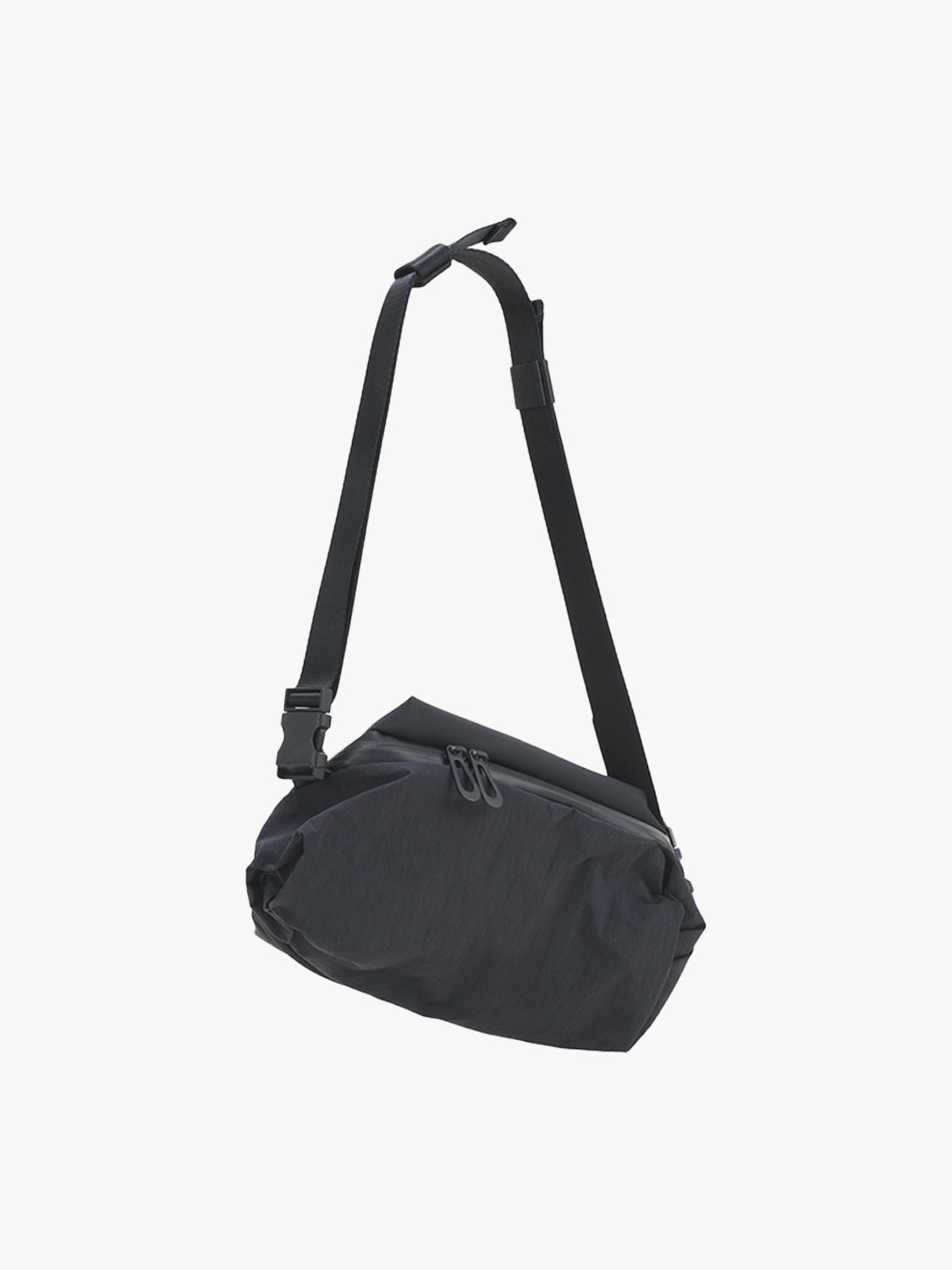 NEDA KOMATSU ONIBEGIE NYLON BLACK