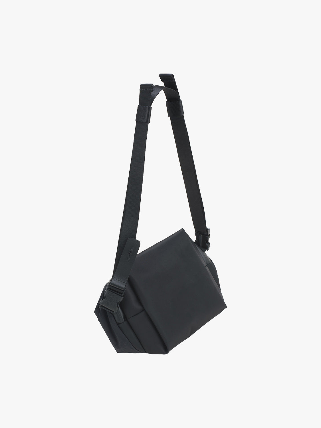 NEDA KOMATSU ONIBEGIE NYLON BLACK