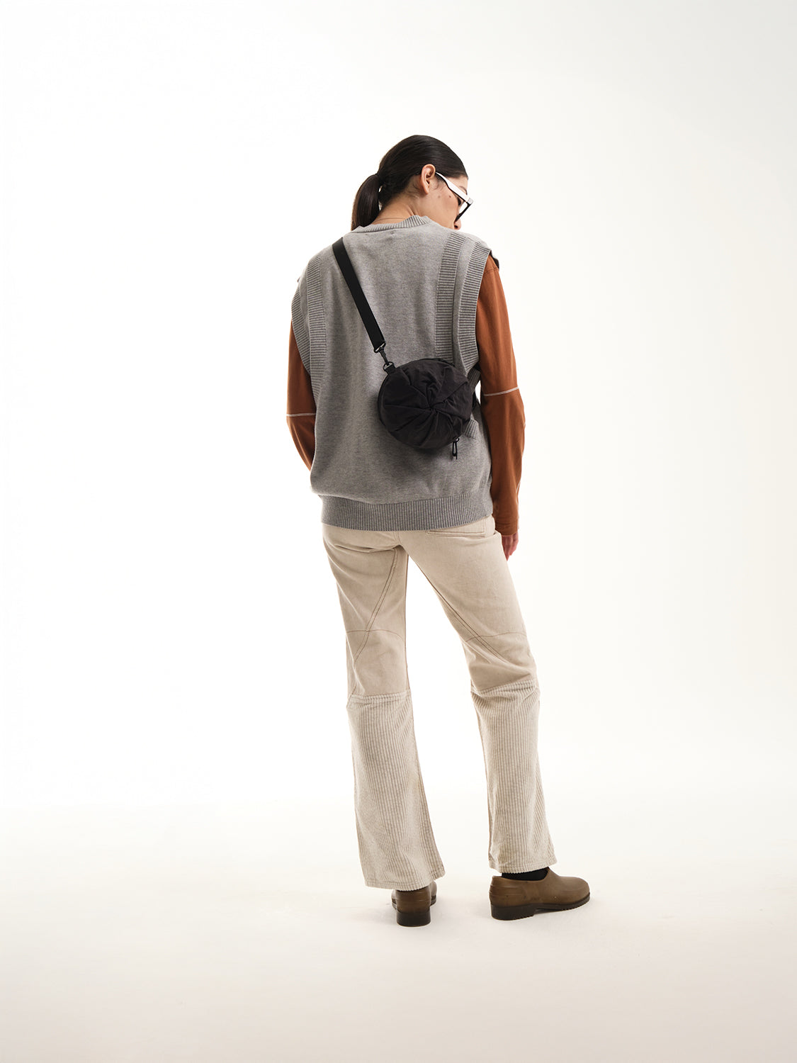 Vikos M Smooth Black