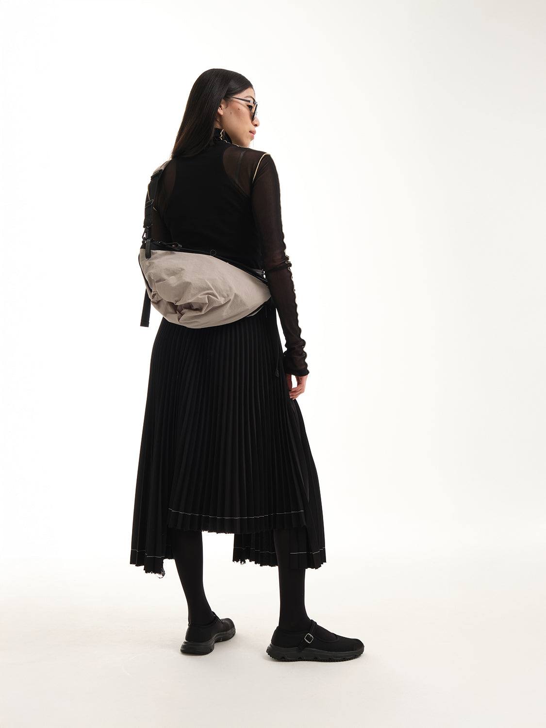 Orne Smooth Light Grey - Sand