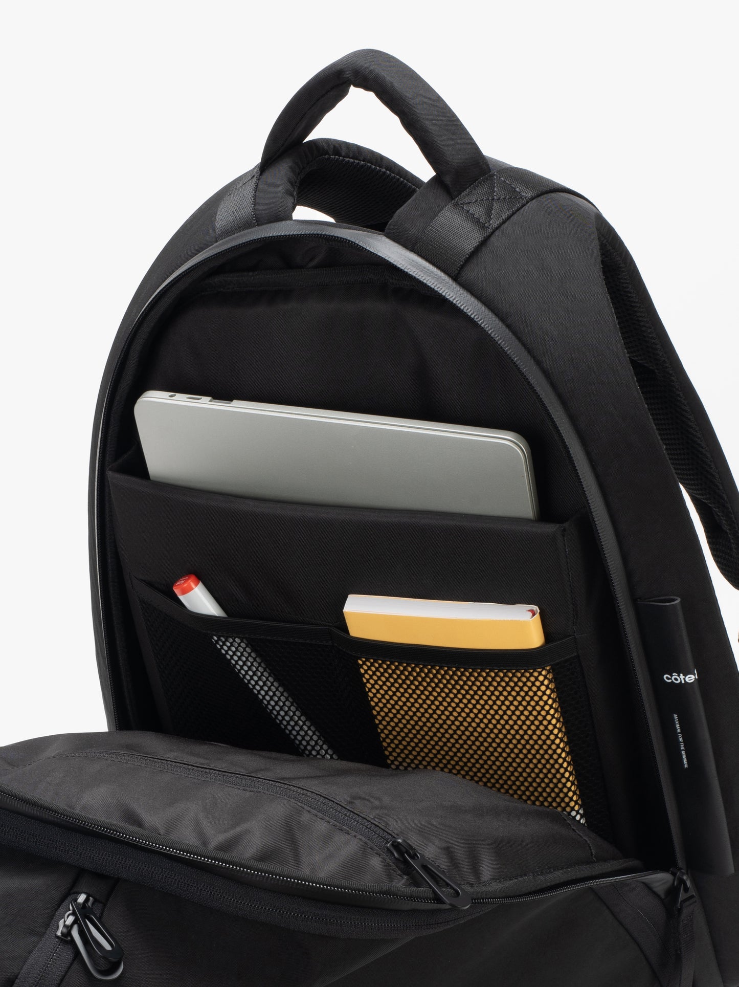 Isar M Round Carbon Black