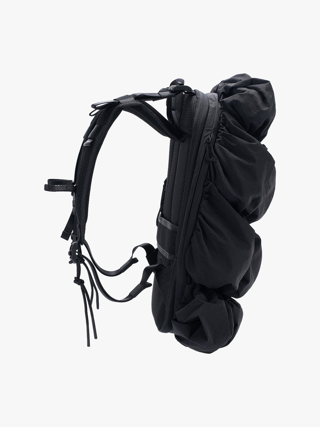 Drava Gathered Black