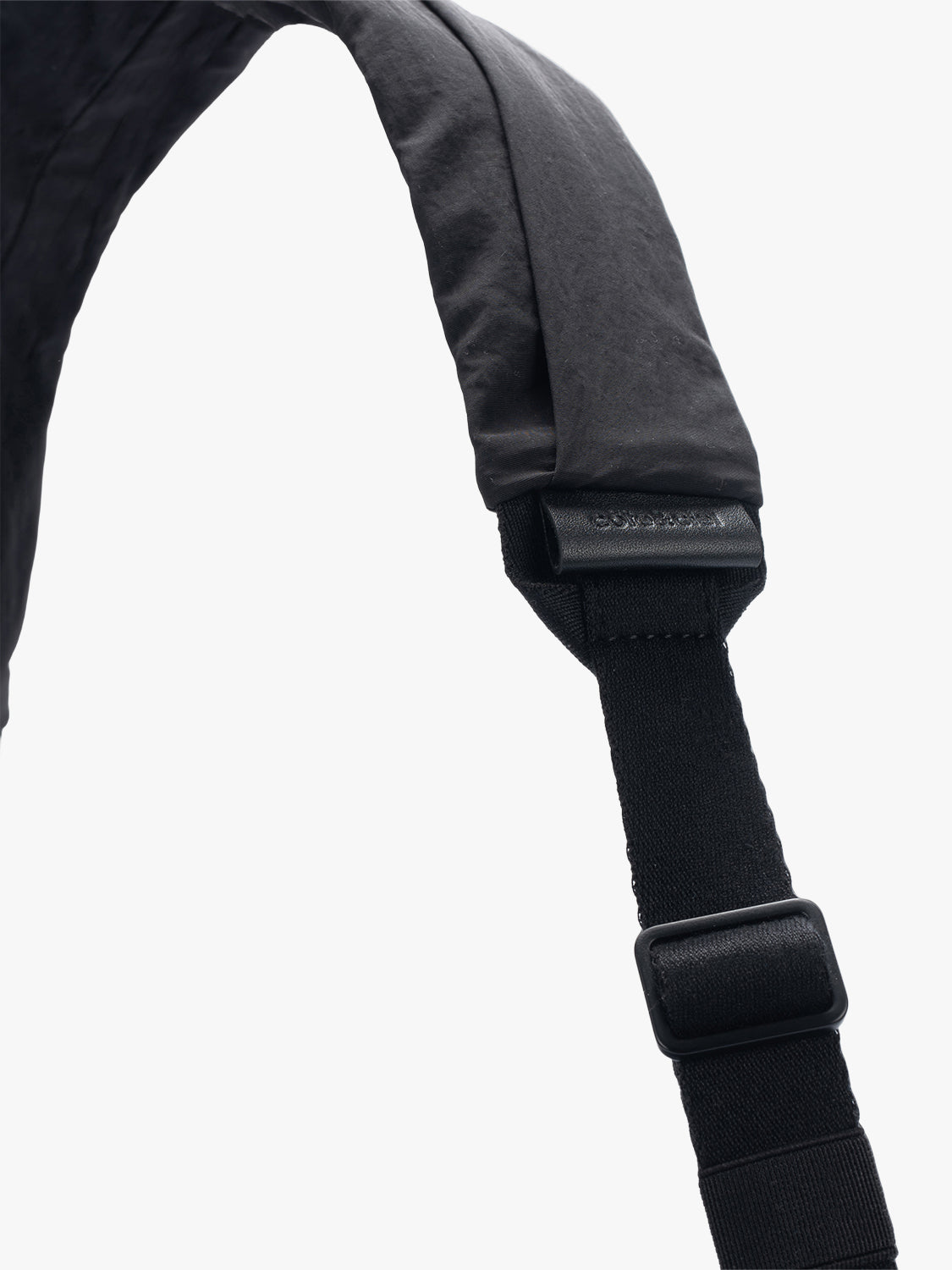 Orne Otra Gathered Black