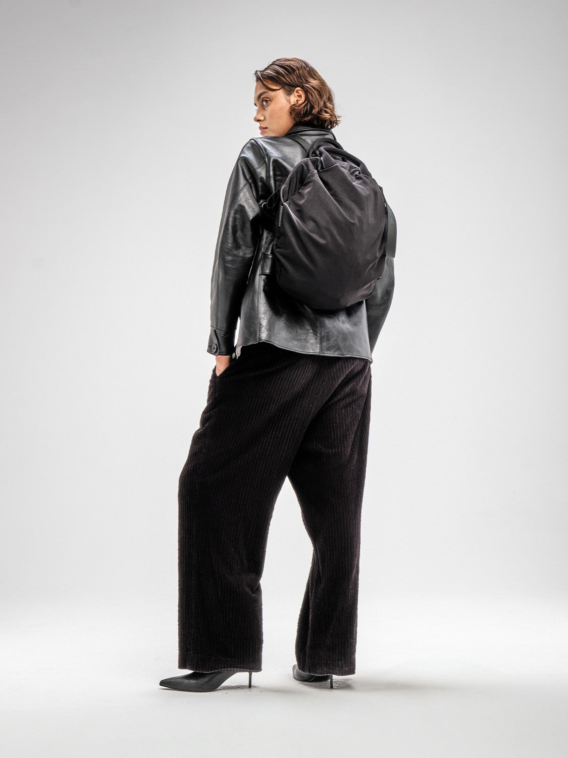 MOSELLE SMOOTH BLACK