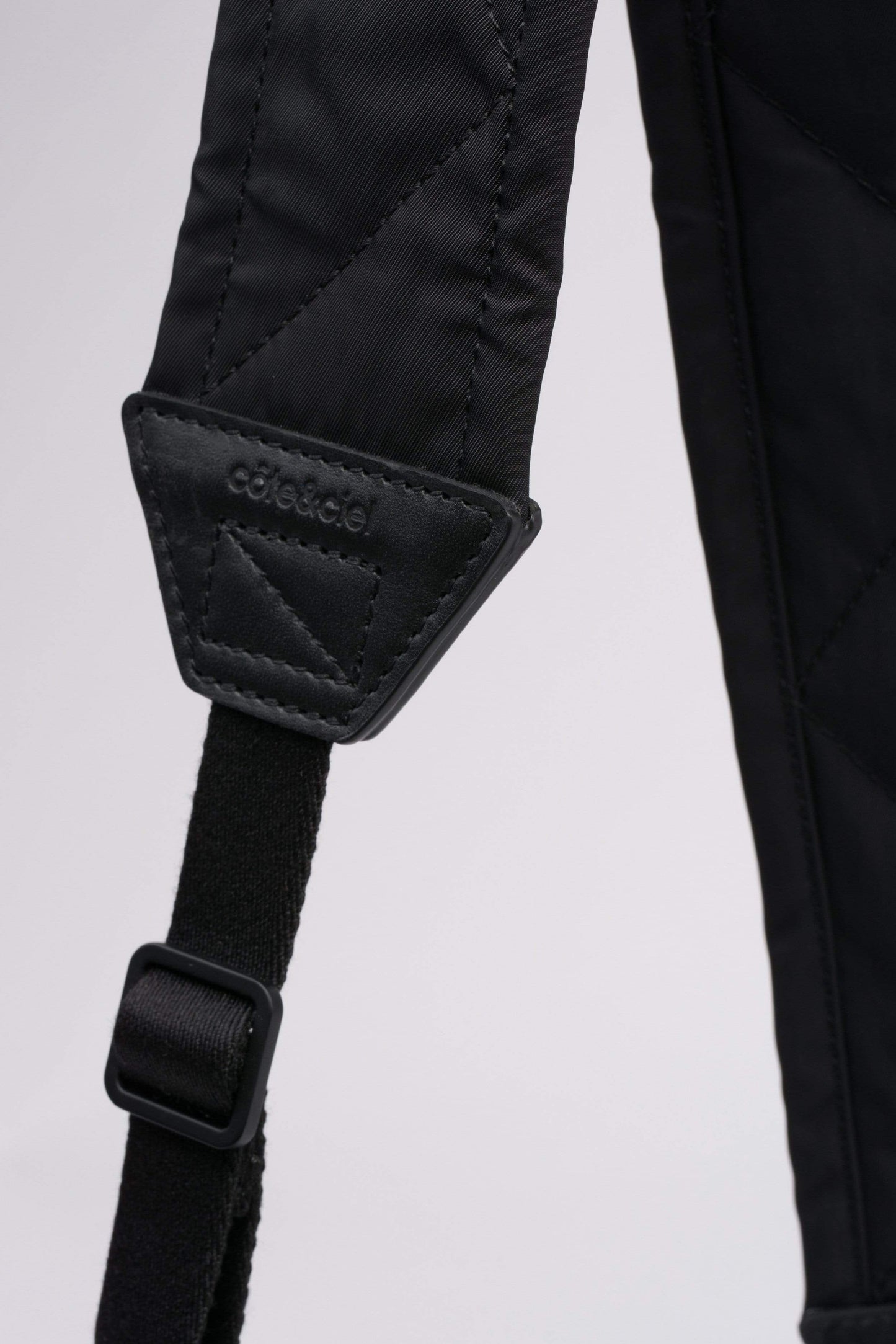 CAILLOU M Sleek Nylon Black