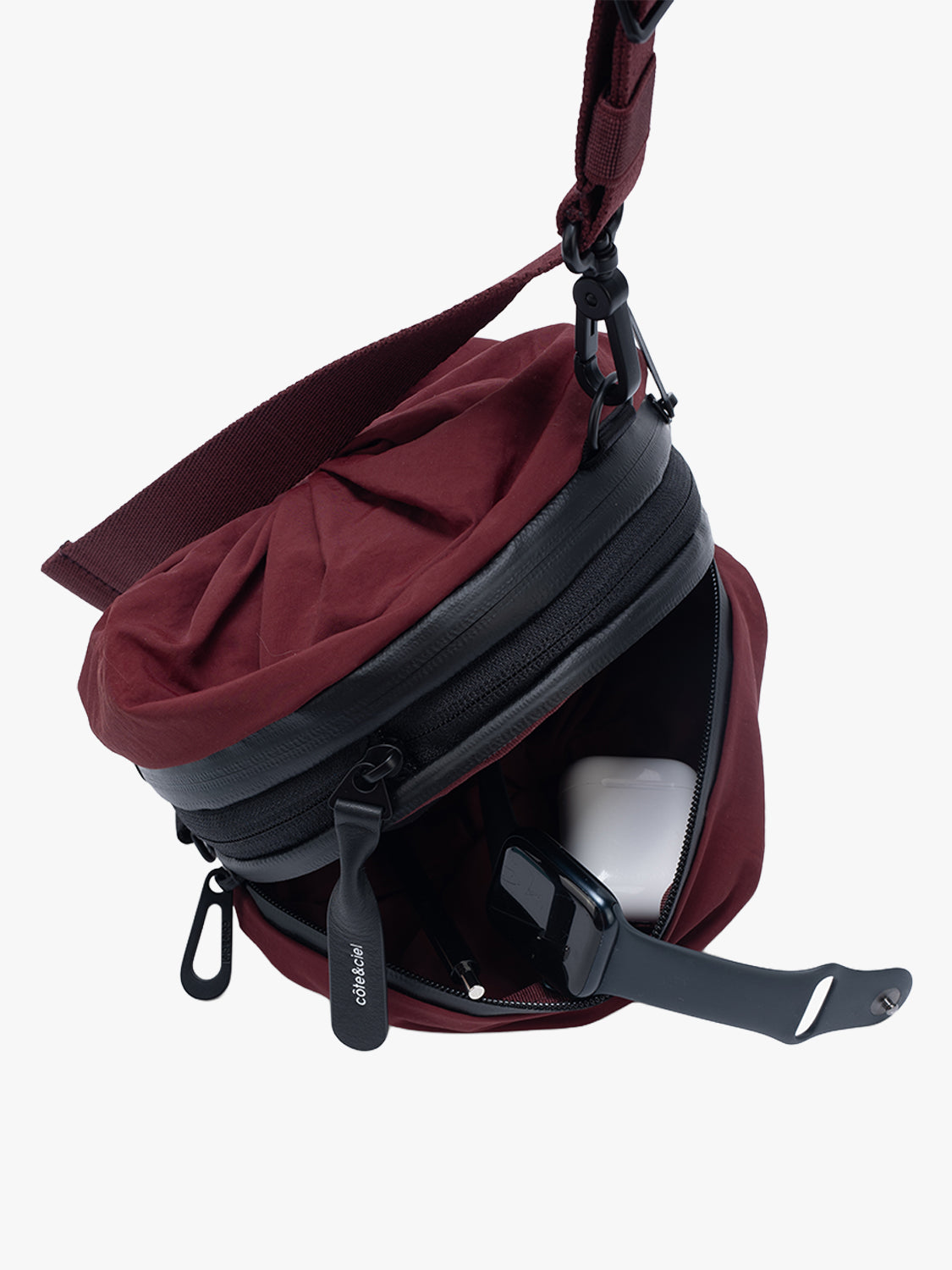 coteetciel Crossbody/Sling VIKOS M Smooth Burgundy côte&ciel US 29263