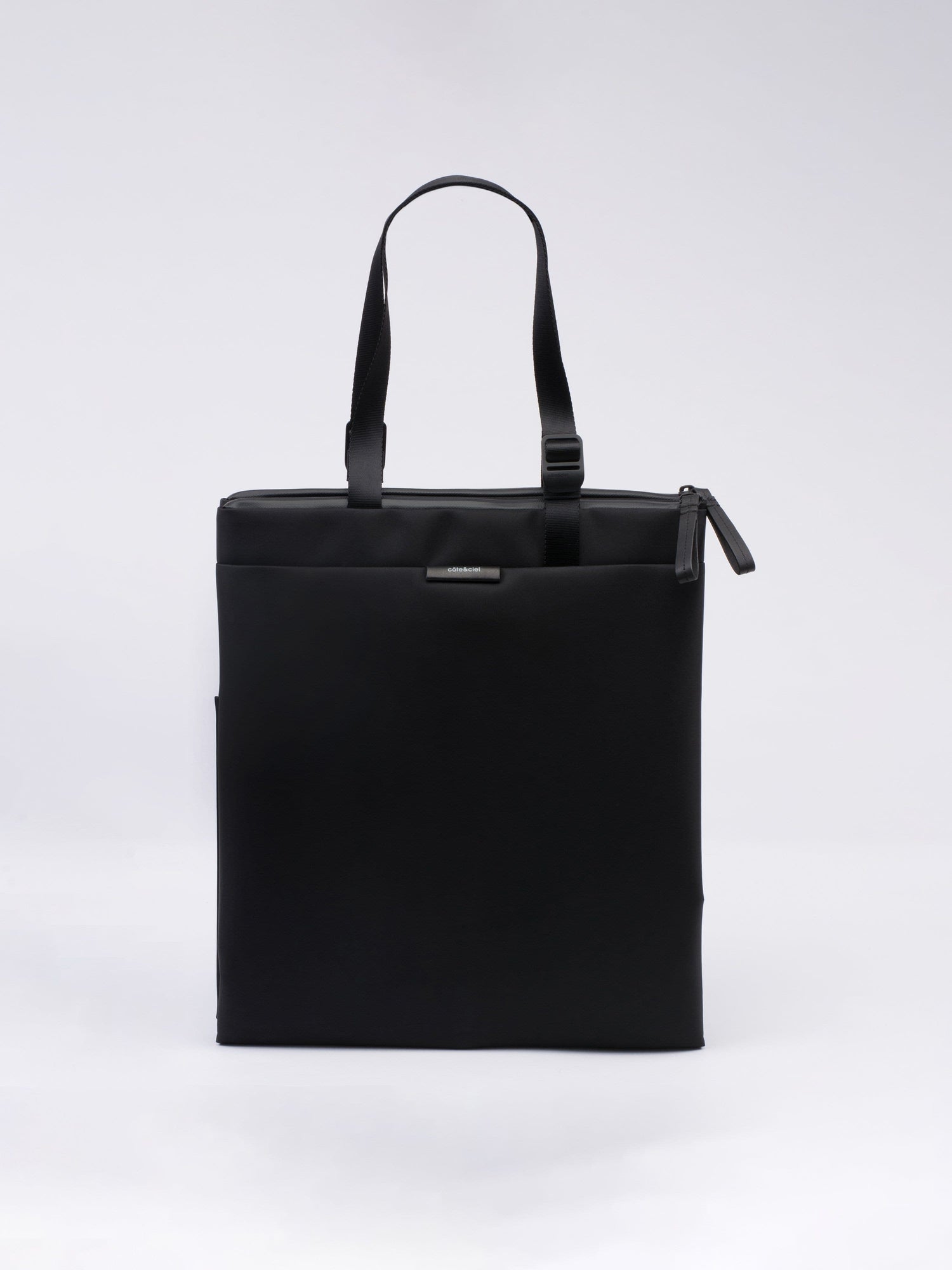 バッグ cote&ciel Salm Sleek Black Salm Sleek Black côte&ciel Official