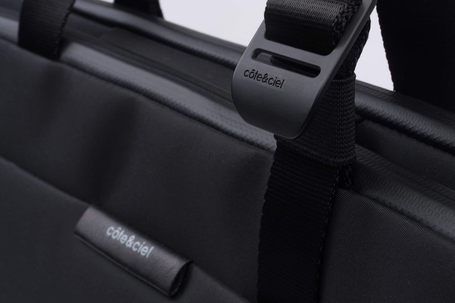 Salm Sleek Black côte&ciel Official