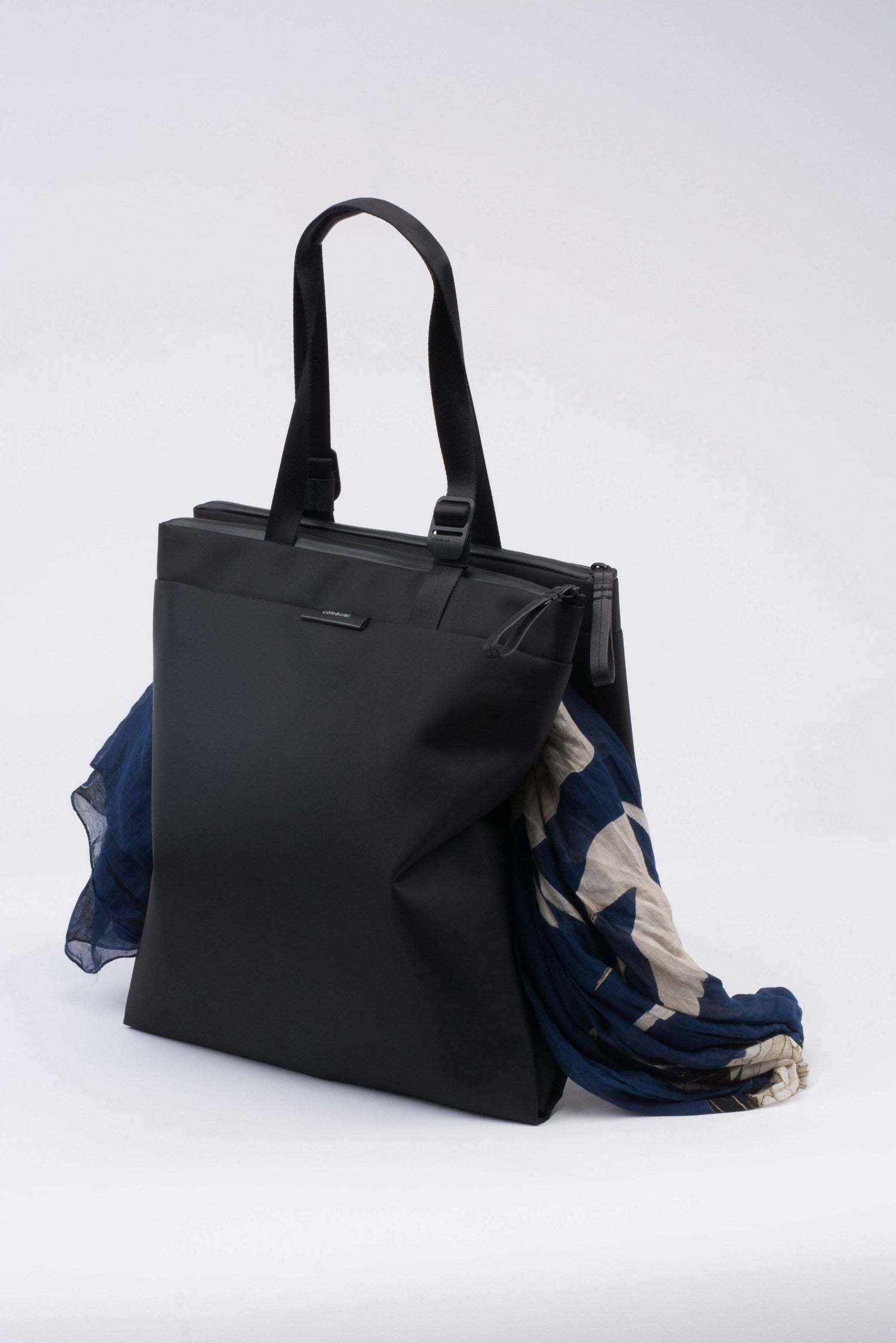 cote&ciel トートバッグ Salm Sleek Black 完売品 Salm Sleek Black côte&ciel Official
