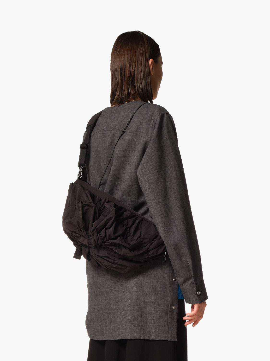 Orne Otra Gathered Black